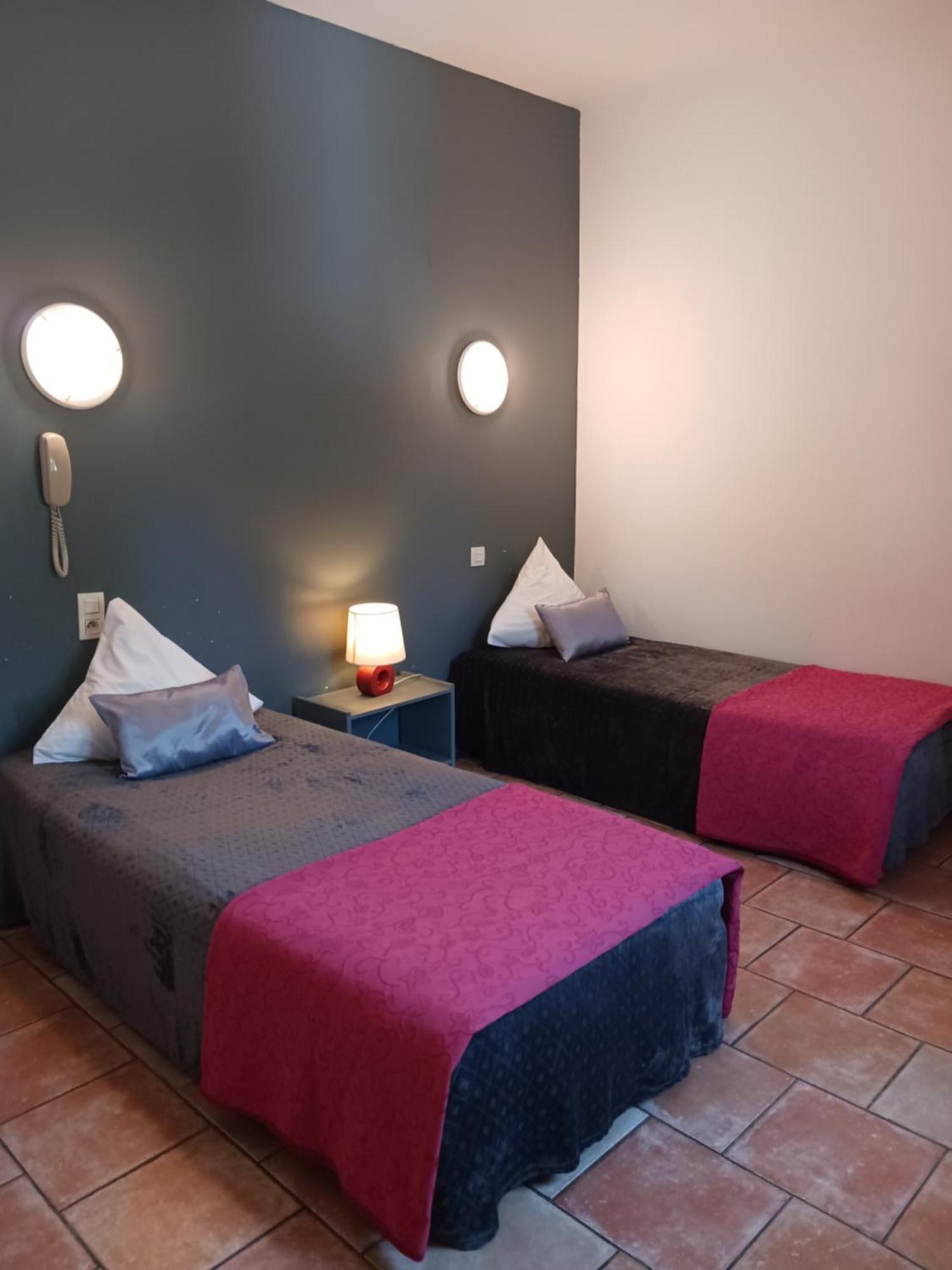 שאטו-ארנו-סנט-אובן Hotel Du Lac מראה חיצוני תמונה