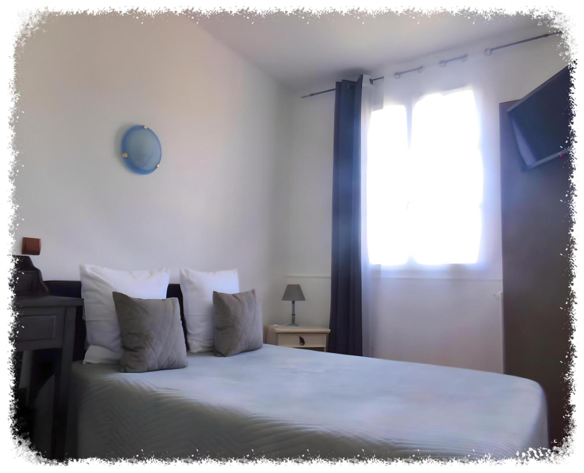 שאטו-ארנו-סנט-אובן Hotel Du Lac מראה חיצוני תמונה